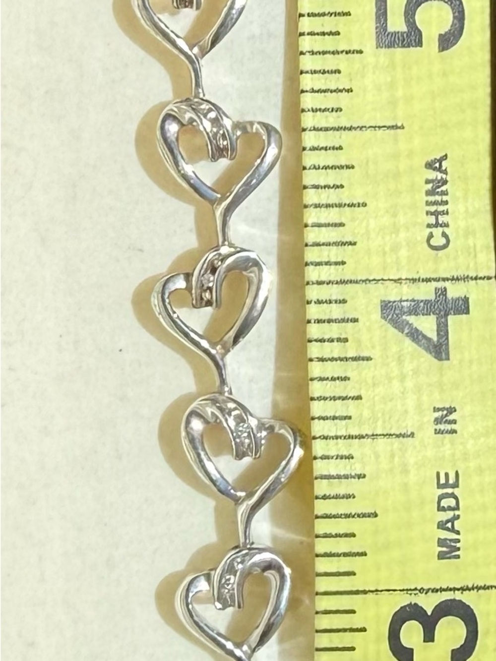 Diamond Heart Link Bracelet - Women Jewelry - Picture 5 of 6